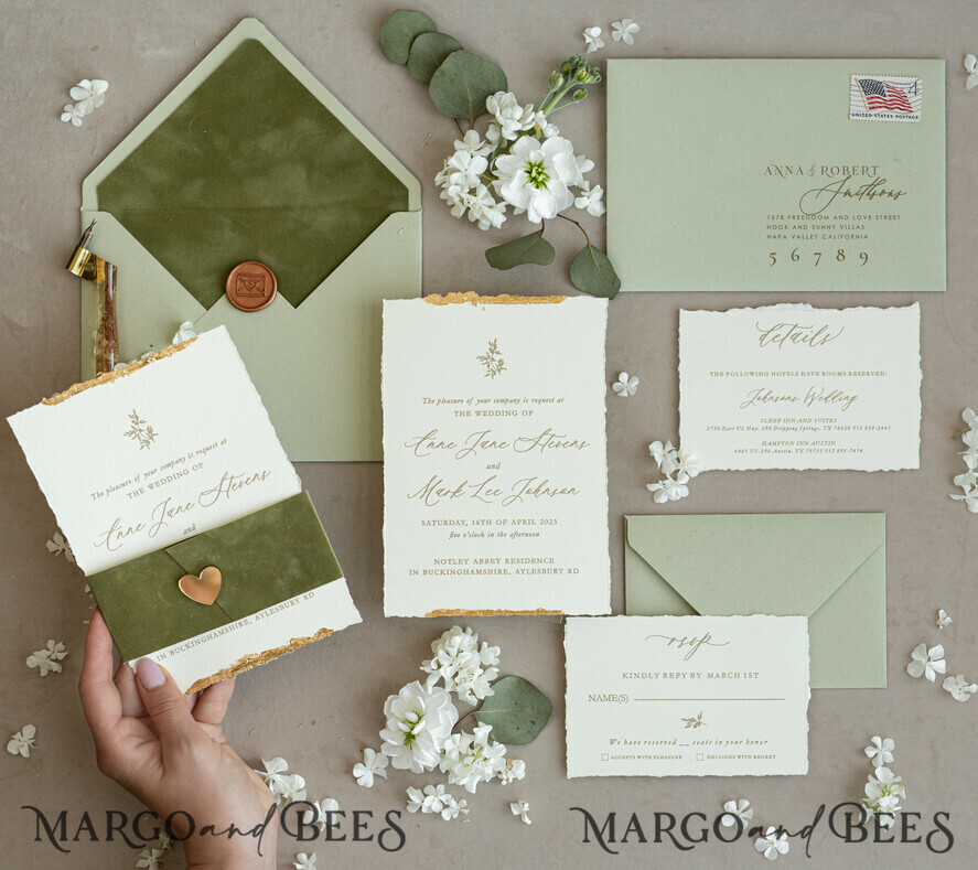 HOCHZEITS EINLADUNGEN moderne Kalligraphie / feine Kunst Feine Kunst Gold & Salbeigrüne Hochzeitseinladung, Samtgoldene Ränder Hochzeitseinladungen, Vintage Gold Einladungsset, Zerfledderte Ränder Hochzeitseinladung mit RSVP