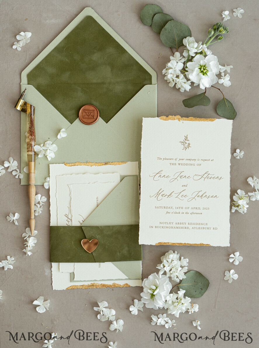 HOCHZEITS EINLADUNGEN moderne Kalligraphie / feine Kunst Feine Kunst Gold & Salbeigrüne Hochzeitseinladung, Samtgoldene Ränder Hochzeitseinladungen, Vintage Gold Einladungsset, Zerfledderte Ränder Hochzeitseinladung mit RSVP