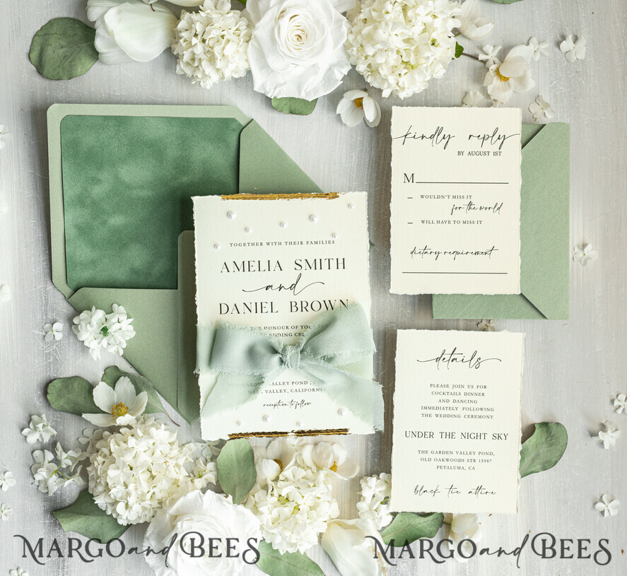 HOCHZEITS EINLADUNGEN moderne Kalligraphie / feine Kunst Luxus Fine Art Hochzeitskarten mit Goldfolie, Deckled Rändern, RSVP QR-Code, Seidenband, maßgeschneiderte elegante Hochzeitsmappe