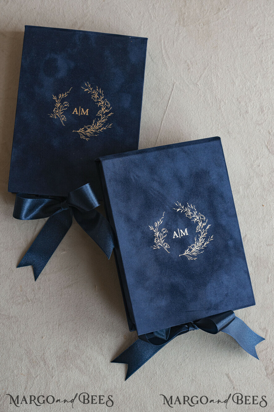 Vip Navy Blue Gold Foil Wedding Invitations in velvet box, Plexi Glamour Wedding Invitation Suite Luxury Box, Romantic Velvet Wedding Cards, Bespoke Golden Invites
