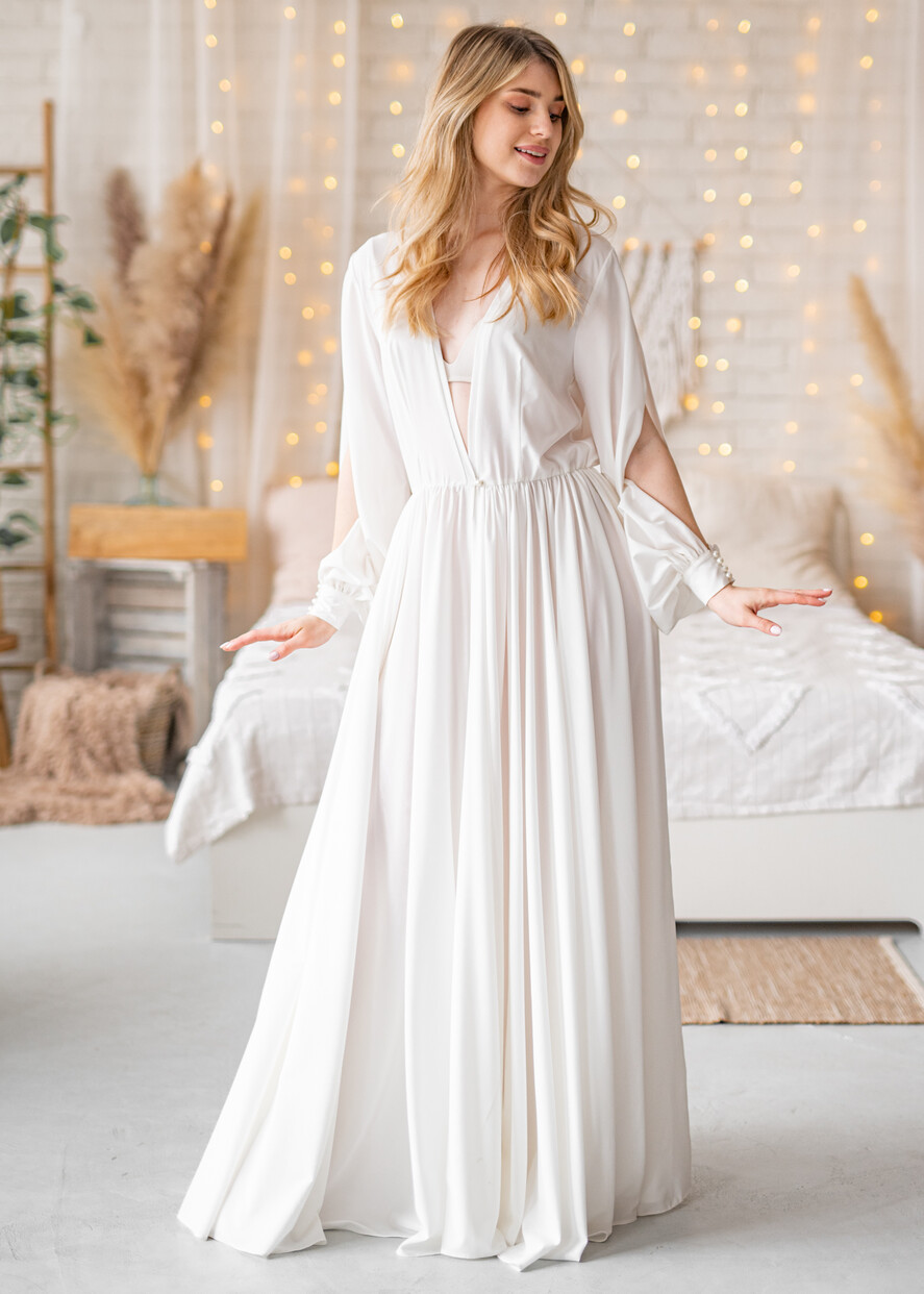 Long Bridal robe for wedding with wide open sleeves Silk Bride robe Long white robe Satin silk boudoir robe Dressing gown Bridesmaid gift