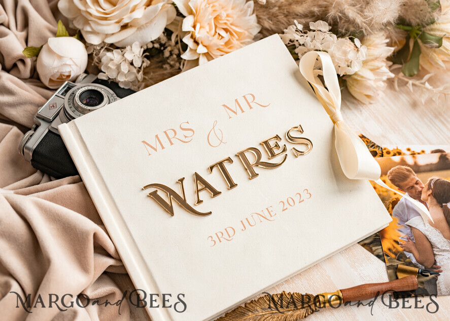 Ivory Golden Bundle Presonalised Wedding Guest Book & Custom Made Wedding  Vows set of two - Bundle guestbook and vows books 022/Velgpx/Gvset