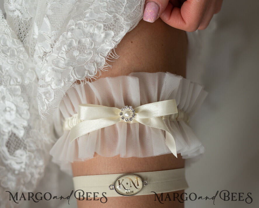 Set of Two gartes, personalised wedding garter in box, something blue tulle  lace garter & personalised toss set, garter for bride, bridal shower gift