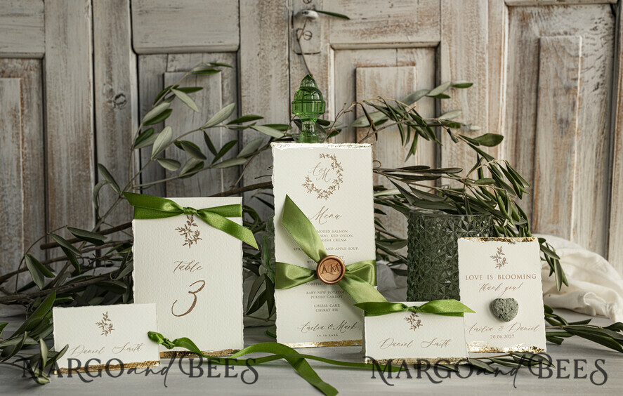 WEDDING FAVORS  Seeds of Love Wedding Favor gifts in bulk Personalized Seed Card With Plantable Seed Paper. let love grow Thank you gifts for guests