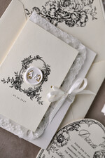 WEDDING INVITATIONS vintage lace/ rustic lace Personalized Golden Wedding invitations Vintage Lace Invites Ivory39
