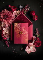 HOCHZEITS EINLADUNGEN Gold / Roségold / Silber / Glitzer Luxuriöse rote Samt-Hochzeitseinladungen, elegante Plexiglas-Acryl-Hochzeitskarten, glamouröse burgunderfarbene arabische Hochzeitseinladungen, indisches goldenes Glanz-Hochzeitseinladungspaket.10