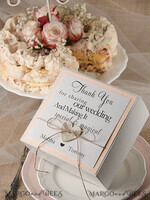  RUSTIKAL  
 Hochzeitstortenboxen5