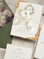 HOCHZEITS EINLADUNGEN moderne Kalligraphie / feine Kunst Feine Kunst Elfenbein Gold Hochzeitskarte, Blumige Hochzeitskarte, Toskana Italienische Einladungssuite, Kranz Monogramm Hochzeitskarte Suite, Ausgefranstes Edge Einladungen, Gerissene Kante Hochzeitskarten golden, Feine Kunst Hochzeitskarten Suite, Ausgefranstes Edge Papier9