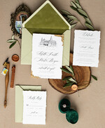 HOCHZEITS EINLADUNGEN moderne Kalligraphie / feine Kunst Feine Kunst Elfenbein Salbeigrüne Hochzeitseinladung, Veranstaltungs-Skizze Hochzeitseinladungen, Vintage Goldene Einladungsreihe, Individuelle Hochzeit Veranstaltungs-Einladung, Deckled Edge Italien Einladungen mit RSVP17