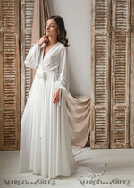 Long Bridal robe for wedding with Train Robe wide sleeves Silk Bride robe Long white robe silky boudoir robe Dressing gown Bridesmaid gift