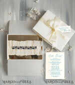 BRIDE bolero, robes, garter Geschenkidee für die Braut Strumpfband Elegantes Strumpfband für die Braut – Geschenkbox mit „Etwas Blauem“ und Grußkarte5