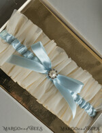 BRIDE bolero, robes, garter Geschenkidee für die Braut Strumpfband Elegantes Strumpfband für die Braut – Geschenkbox mit „Etwas Blauem“ und Grußkarte5